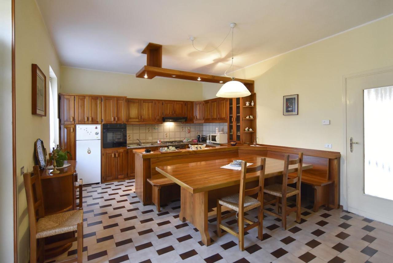 Casa Nonna Rina Βίλα Monzambano Εξωτερικό φωτογραφία